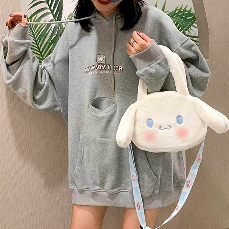 캐주얼룩에 더욱 매칭이 잘되는
