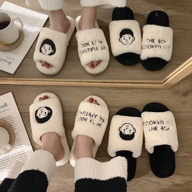 변형이 적고 깔끔하게 세탁 및 보관이 가능한