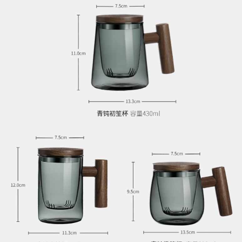 다양한 사이즈와 모양의 컵으로 간편하게 다도를 즐길 수있는