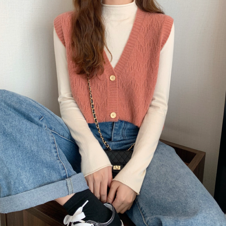 가을철과 겨울철 자켓이나 코트 속 이너로 착용하기 좋아요. <중국구매대행 추천 니트 조끼>