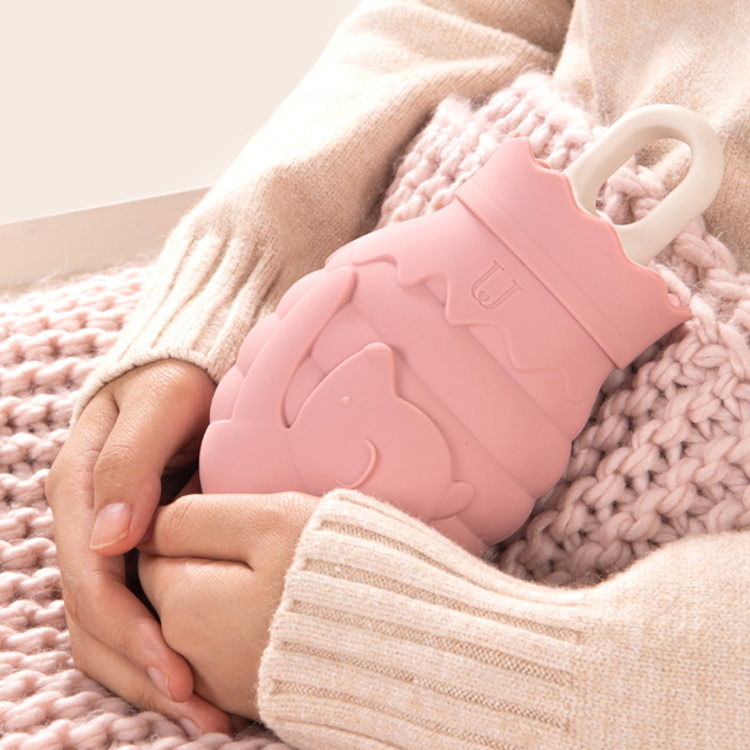 추울 겨울철에도 좋고 생리통이나 복통 등이 있을 때에도 안고 계시면 좋아요. <중국구매대행 추천 물보온주머니찜질팩>