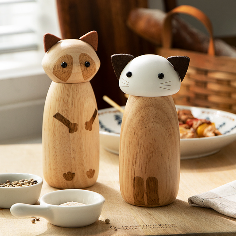 너구리와 고양이 모양의 디자인으로 너무 귀여운 제품이예요. <알리바바구매대행 추천 조미료 그라인더>