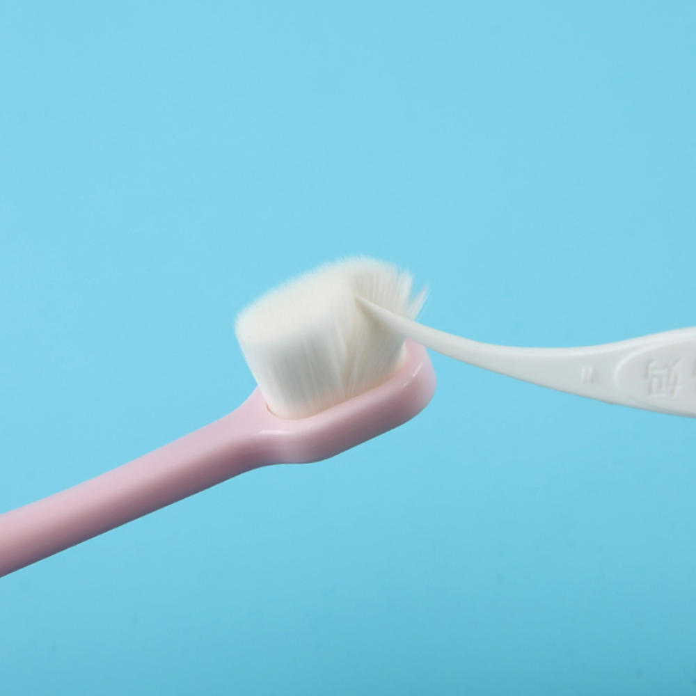 크기가 너무 크지도 작지도 않기 때문에 어린이들이 사용하기 편해요. 알리바바구매대행 추천 어린이칫솔