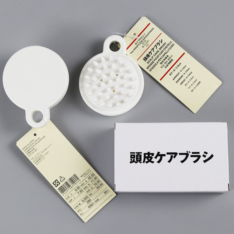 화이트 색상에 깔끔한 디자인, 그리고 아담한 크기로 사용하기 좋은 제품입니다. <알리바바구매대행 추천 두피 브러쉬>
