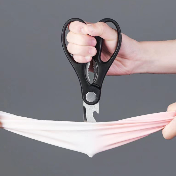 고무장갑이 튼튼하고 질겨서 구멍이 잘 나거나 뜯어지지 않아요. <알리바바구매대행 추천 그라데이션 고무장갑>